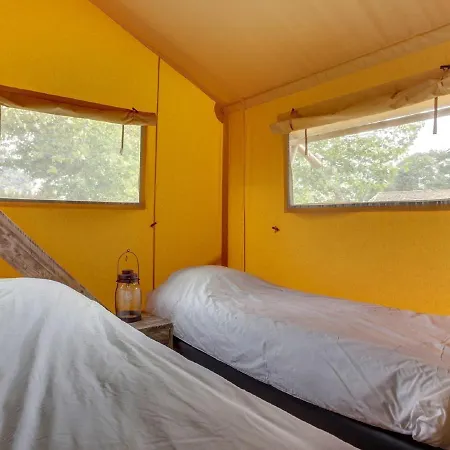 Tent With Sanitary Facilities At The Bedafse Bergen Luxuszelt *
