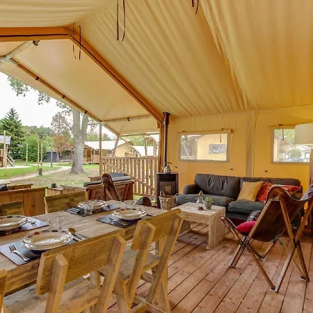 Tent With Sanitary Facilities At The Bedafse Bergen Luxuszelt